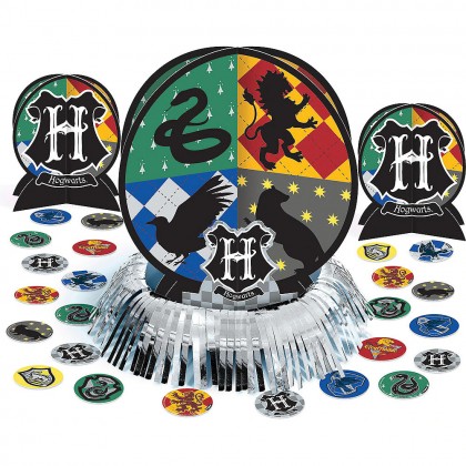 Harry Potter™ Table Decorating Kit - Paper & Foil Fringe