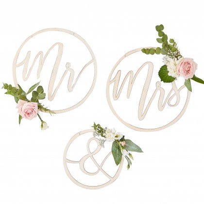 Wooden Hoops - Mr and Mrs
